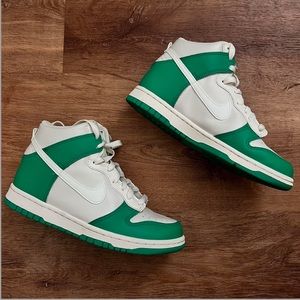 Nike green dunks